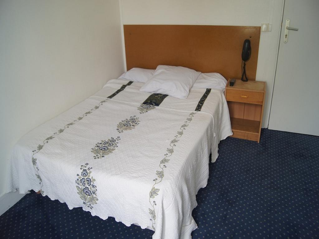 Hotel Moderne Maisons-Alfort Room photo